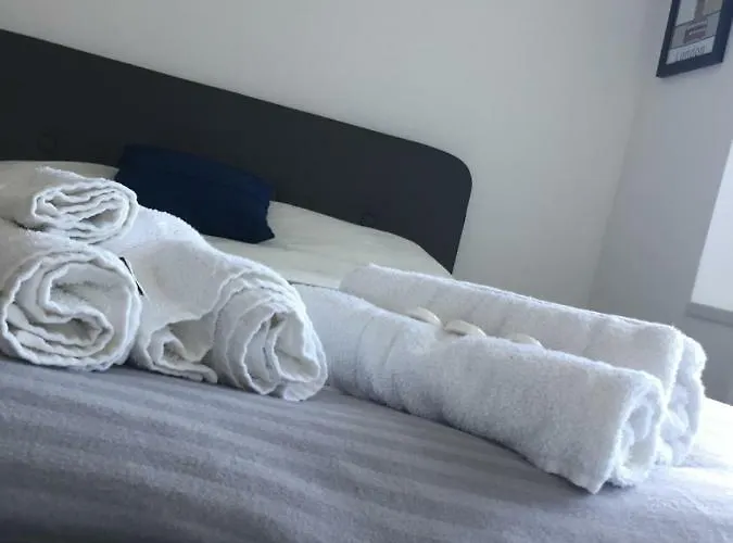Sama\'S Stylish Hotel Room 4